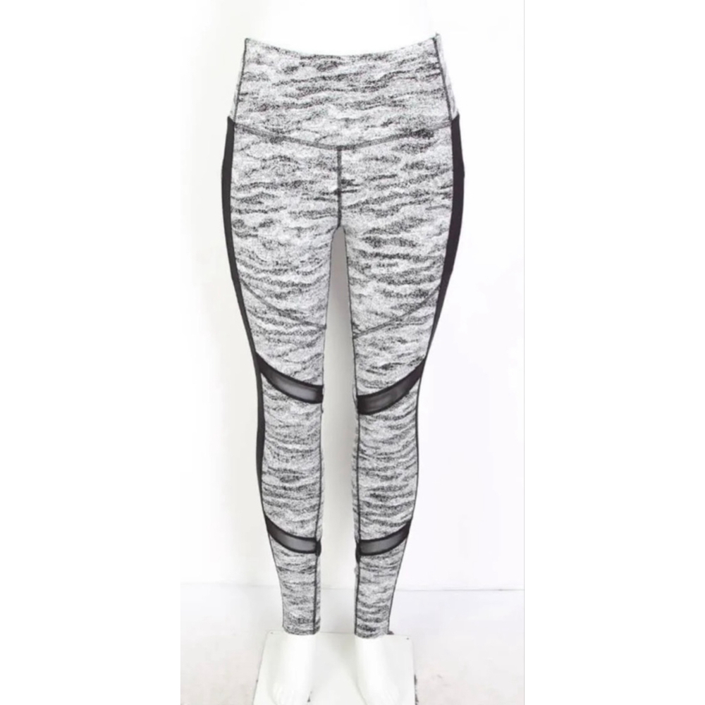Avia Black & White Jacquard Leggings women large yoga running